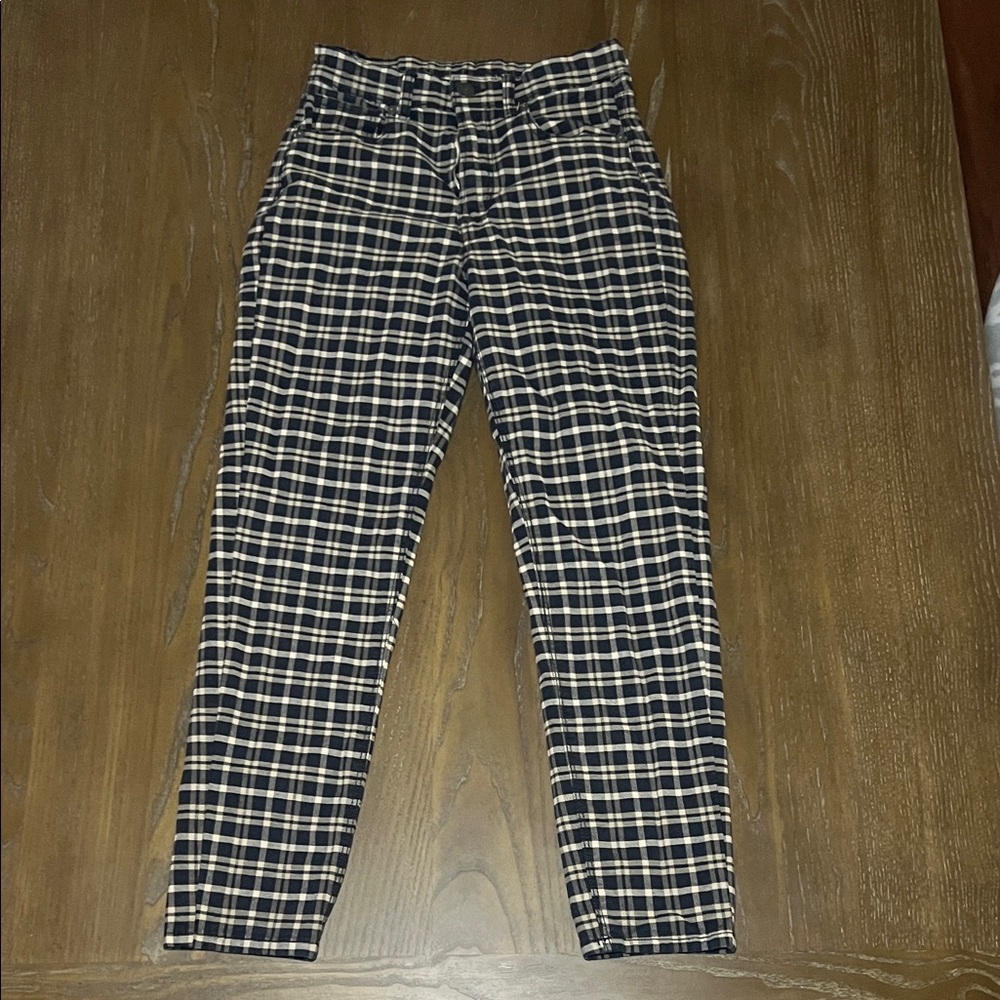 American Eagle Outfitters Black and Cream Plaid Chinos 2